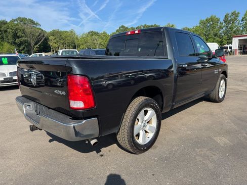 Used 2018 RAM 1500 Classic SLT AWD/4WD image 7