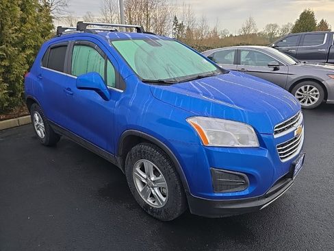 Used 2015 Chevrolet Trax LT w/ LT Plus Package image 4