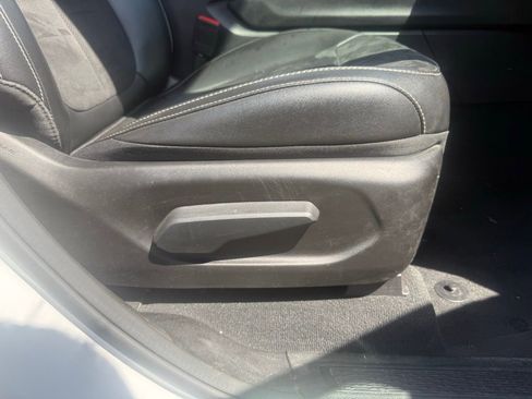 Certified 2024 Jeep Grand Cherokee L Altitude image 58