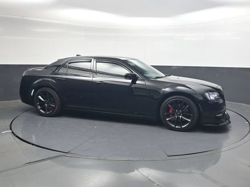 Used 2023 Chrysler 300 C RWD image 4