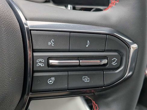 Certified 2024 GMC Canyon AT4X image 26