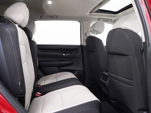Used 2023 Honda CR-V EX image 12