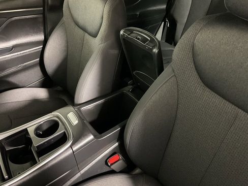Used 2023 Hyundai Santa Fe SEL AWD/4WD image 32