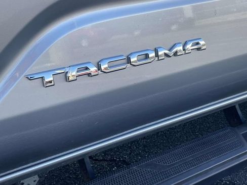 Used 2025 Toyota Tacoma SR5 RWD image 7