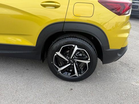 Used 2023 Chevrolet TrailBlazer RS w/ Sun and Liftgate Package image 42