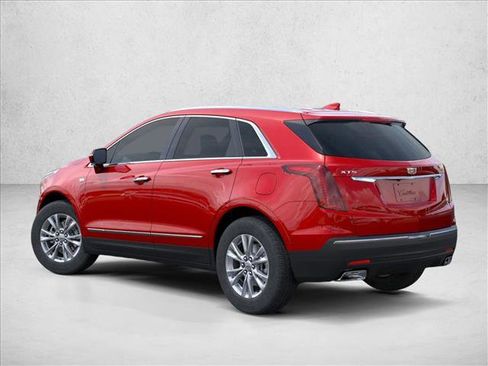New 2026 Cadillac XT5 Luxury image 3