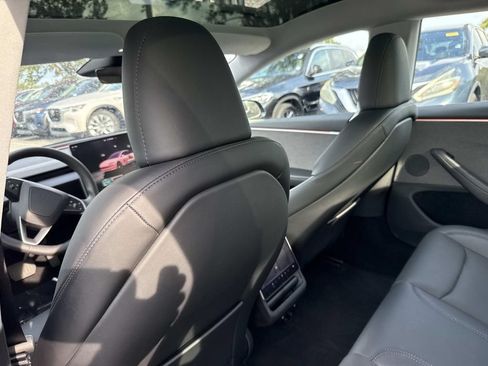 Used 2025 Tesla Model 3 Long Range RWD image 13