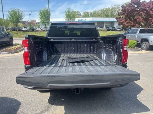 Used 2022 Chevrolet Silverado 1500 Custom image 16
