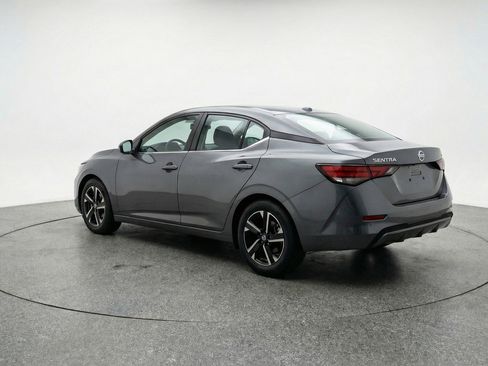 Used 2025 Nissan Sentra SV image 6