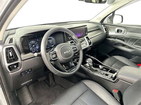 Used 2023 Kia Sorento SX image 21