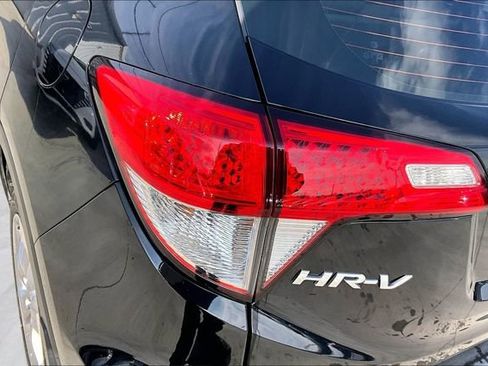 Used 2019 Honda HR-V LX image 20