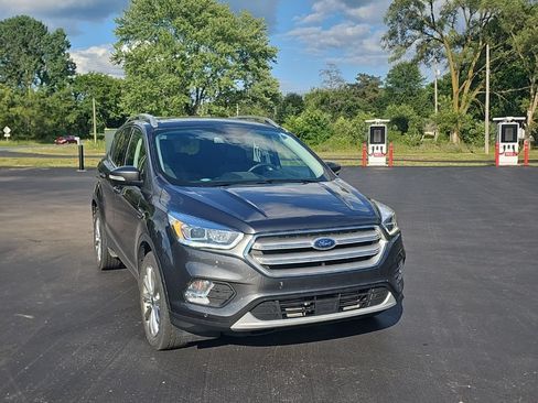 Used 2018 Ford Escape Titanium w/ Ford Safe & Smart Package AWD/4WD image 2