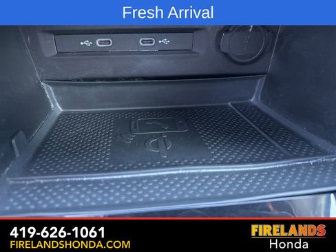 Used 2024 Volkswagen Taos SE image 22