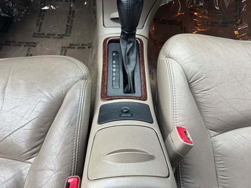 Used 2002 Buick Regal LS w/ LS Premium Pkg image 22