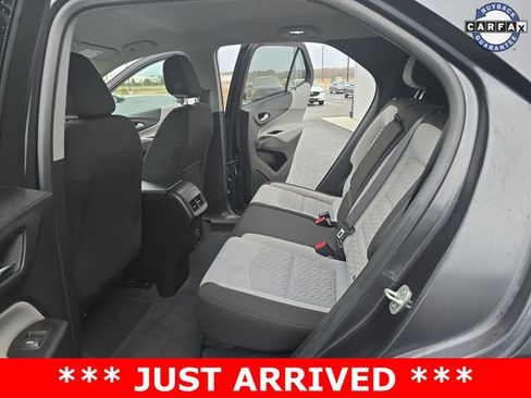 Used 2022 Chevrolet Equinox LT FWD image 16