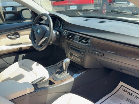 Used 2011 BMW 328i xDrive Coupe AWD/4WD image 13