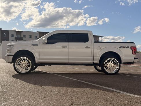 Used 2017 Ford F150 Limited image 2