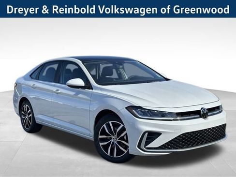 New 2026 Volkswagen Jetta SE image 1