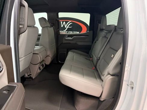 New 2026 GMC Sierra 1500 SLT image 15