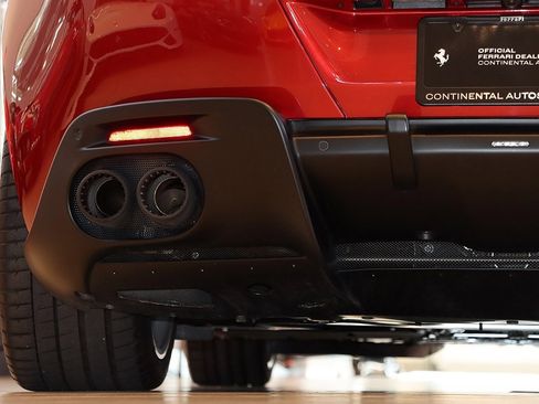 Certified 2022 Ferrari Roma image 60