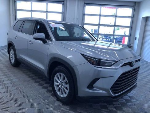 Certified 2026 Toyota Grand Highlander AWD image 36
