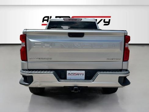 Used 2019 Chevrolet Silverado 1500 Custom w/ Custom Value Package RWD image 6