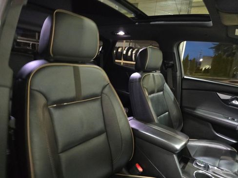 Used 2019 Chevrolet Blazer Premier w/ Sun and Wheels Package image 32