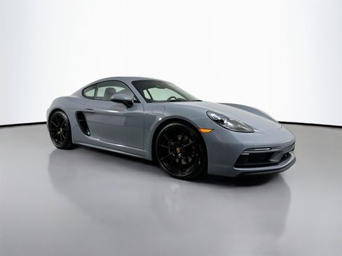 Certified 2025 Porsche 718 Cayman GT4 image 9