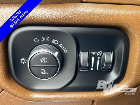 Used 2020 RAM 1500 Laramie image 30