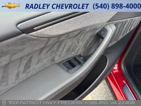 Used 2026 Tesla Model Y Long Range AWD/4WD image 5