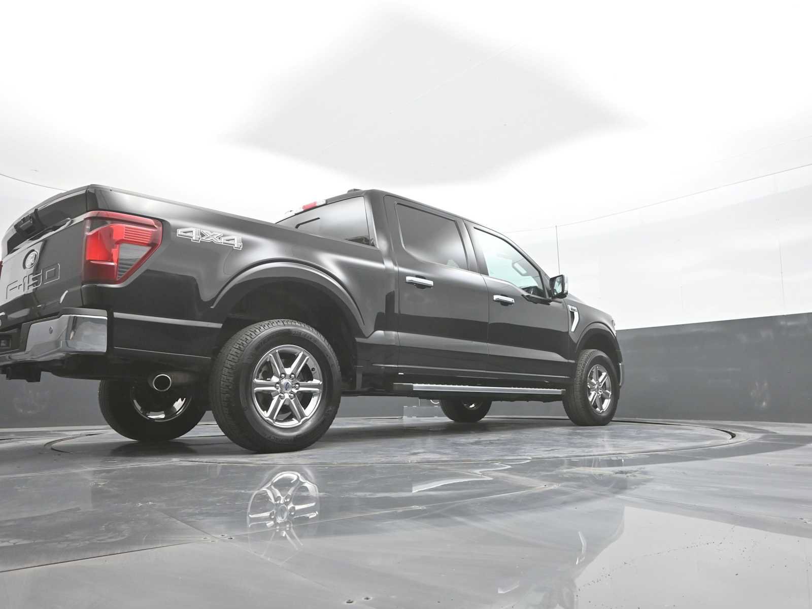 Used 2024 Ford F150 XLT w/ Equipment Group 302A MID AWD/4WD image 41