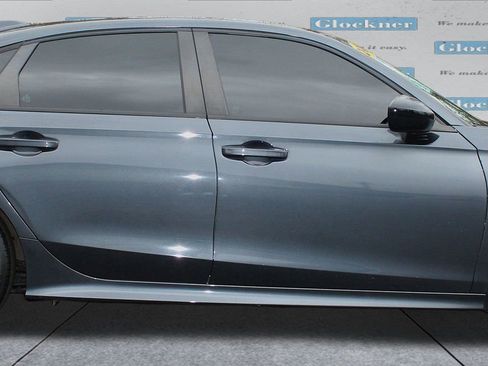 Used 2022 Honda Civic Sport image 4