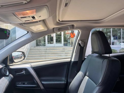Used 2018 Toyota RAV4 Limited w/ All Weather Liner Package AWD/4WD image 12
