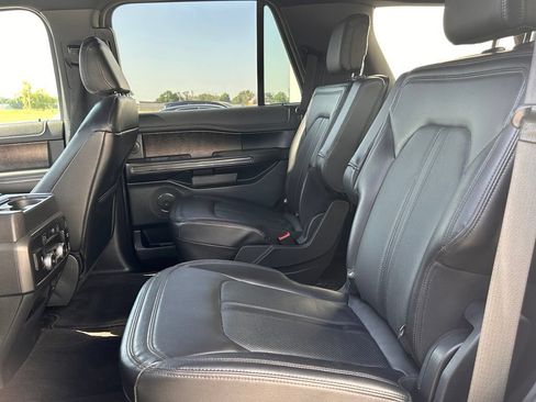 Used 2021 Ford Expedition Limited AWD/4WD image 17