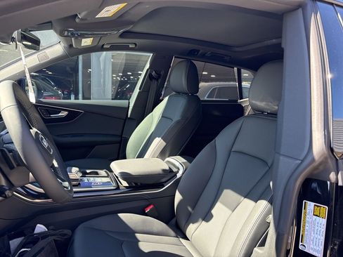 New 2026 Audi Q8 Premium Plus image 13