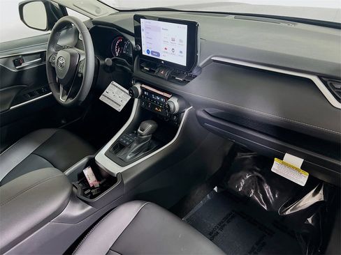 Certified 2025 Toyota RAV4 XLE Premium image 24