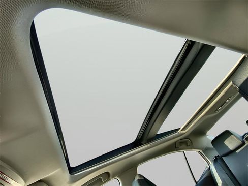 New 2026 Toyota Camry XLE AWD/4WD image 16