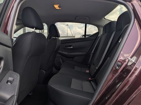 Used 2022 Nissan Sentra SV FWD image 14