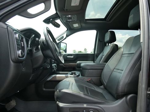 Used 2022 GMC Sierra 3500 Denali w/ Denali Black Diamond Edition AWD/4WD image 24