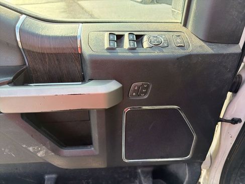 Used 2021 Ford F350 Lariat w/ Lariat Ultimate Package image 28
