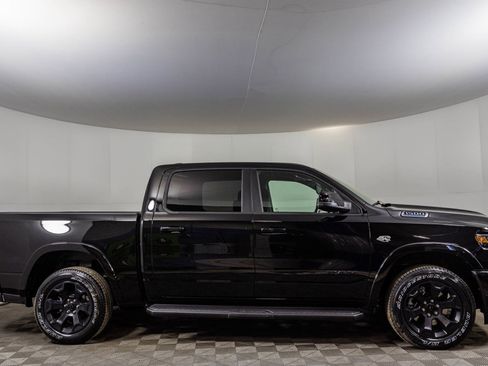 New 2026 RAM 1500 4x4 Crew Cab image 15