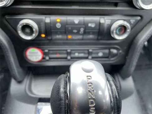 Used 2016 Ford Mustang Convertible w/ Equipment Group 051A image 20