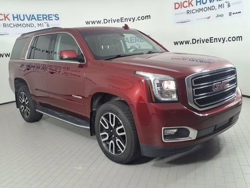 Used 2020 GMC Yukon SLE w/ Convenience Package AWD/4WD image 3