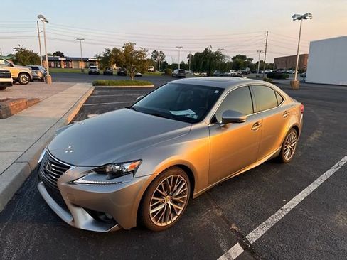 Used 2014 Lexus IS 250 AWD w/ Luxury Package w/Gray Wood image 3