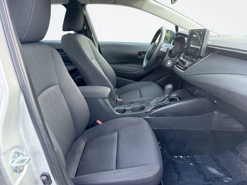 Used 2024 Toyota Corolla LE FWD image 24