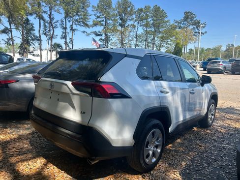Used 2023 Toyota RAV4 LE image 5