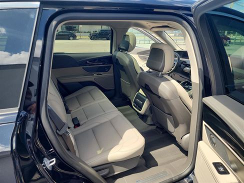 New 2025 Lincoln Nautilus Premier w/ Equipment Group 102A image 17