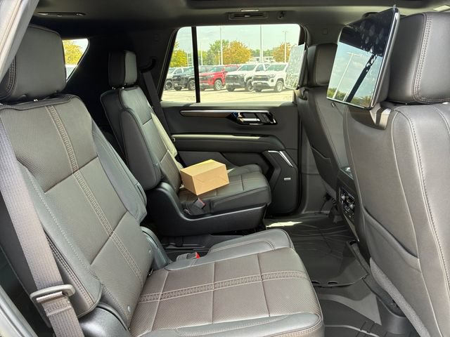 New 2026 Chevrolet Tahoe High Country AWD/4WD image 15
