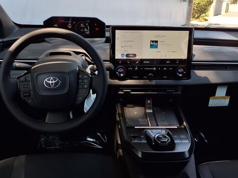 New 2026 Toyota C-HR AWD/4WD image 9
