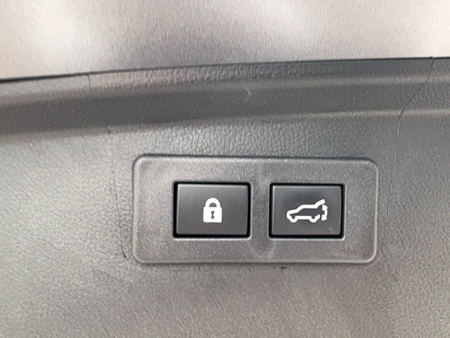 Used 2025 Subaru Outback Premium AWD/4WD image 16